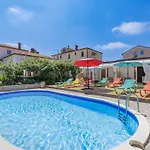 Nika-8 By Interhome Umag