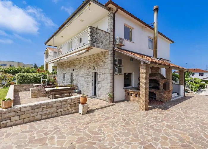 Nika-8 By Interhome Lejlighed