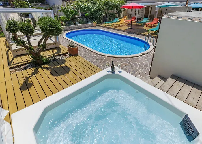 Nika-8 By Interhome *