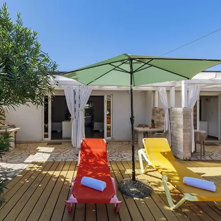 Nika-8 By Interhome Umag