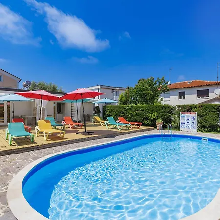 Apartment Nika-8 By Interhome *